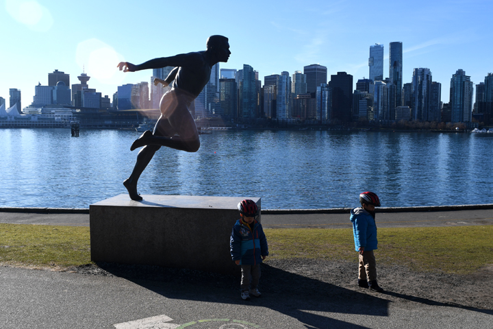 Stanley-Park-Vancouver-BC-cheap-fun-with-kids-families
