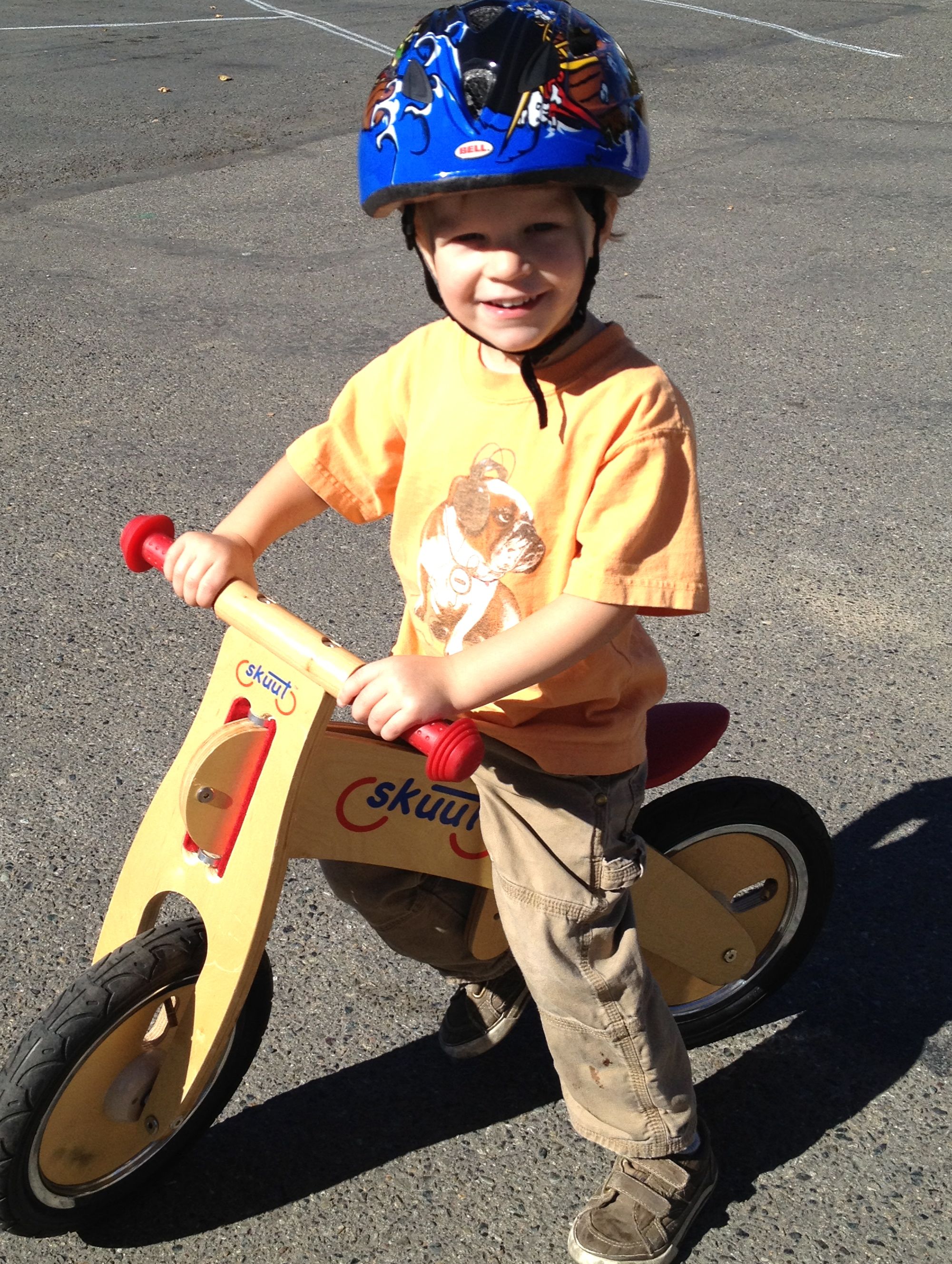 teaching child to ride without training wheels