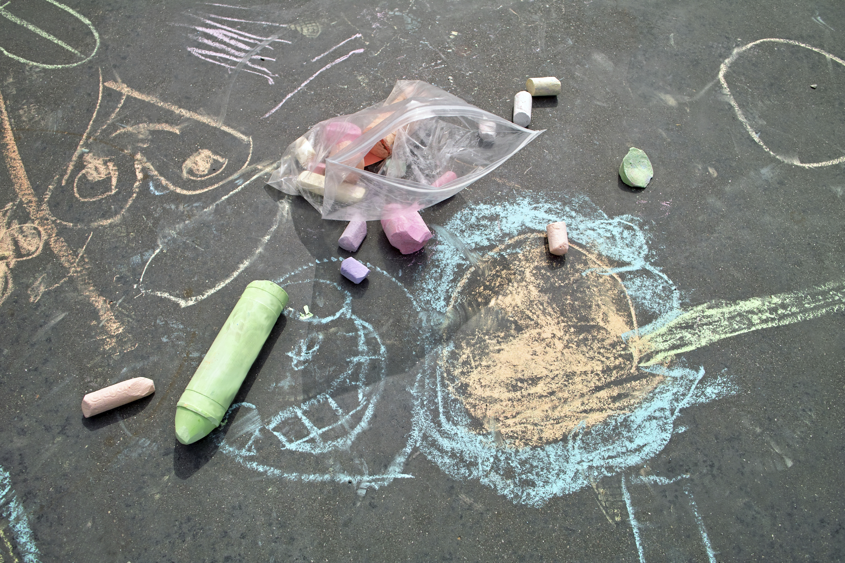 Sidewalk Chalk and Paint Art Projects 