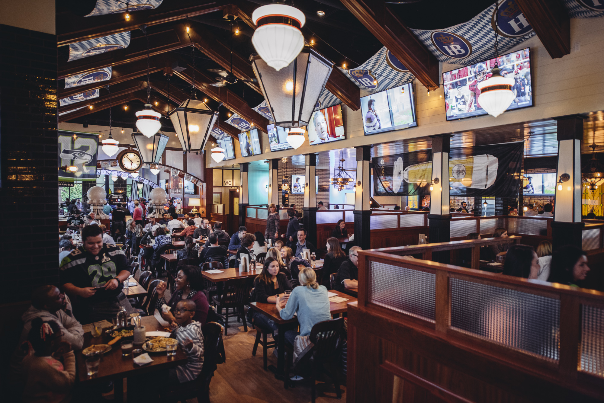 Where to Watch the Seahawks: Pubs, Restaurants and More - Seattle magazine