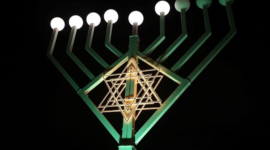 Menorah lightings are Hanukkah events for families in Seattle