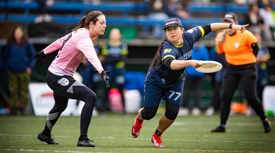 Ultimate Frisbee game is a fun outing with teens