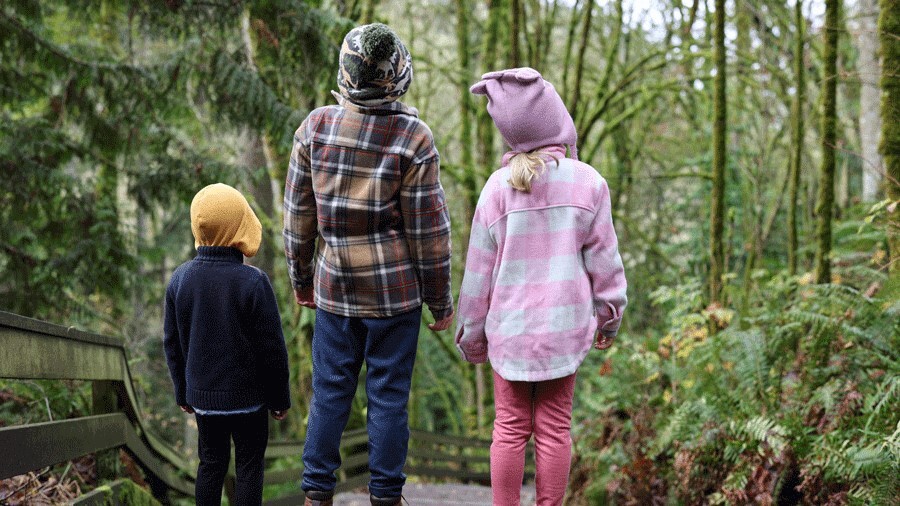 Kids on a Christmas Day hike near Seattle