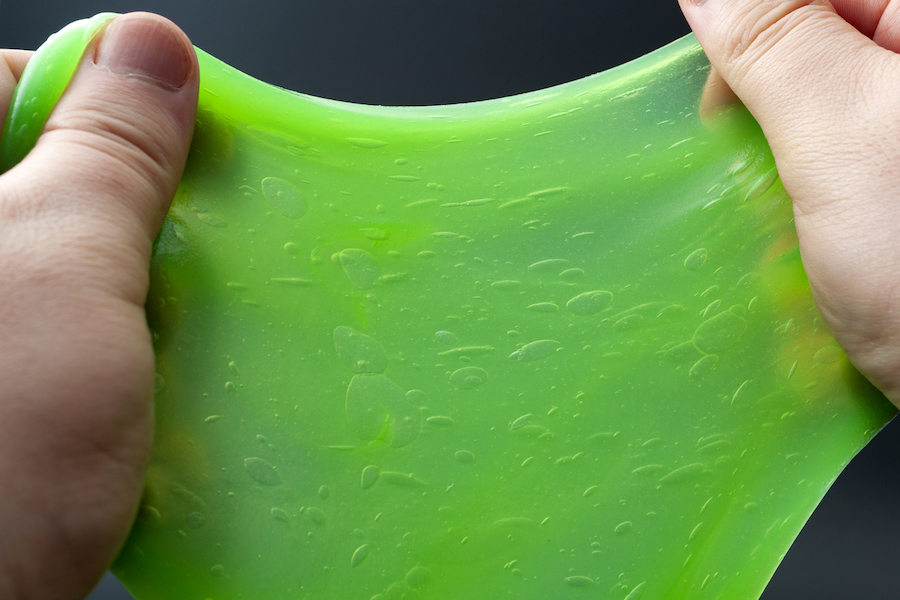 glow DIY slime