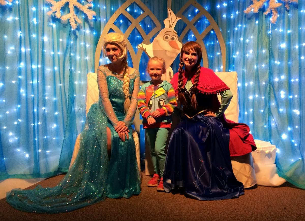 Disney Frozen Anna And Elsa Porn - Anna & Elsa Meet and Greet | Seattle Area Family Fun Calendar | ParentMap