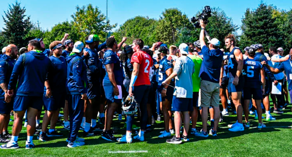 Taking a Baby/Toddler to Seattle Seahawks Training Camp