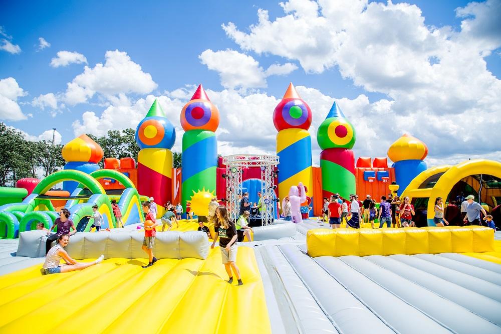 Biggest Bounce House Ever Comes to Town | ParentMap