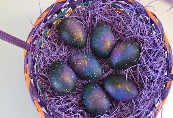 new ways to dye easter eggs