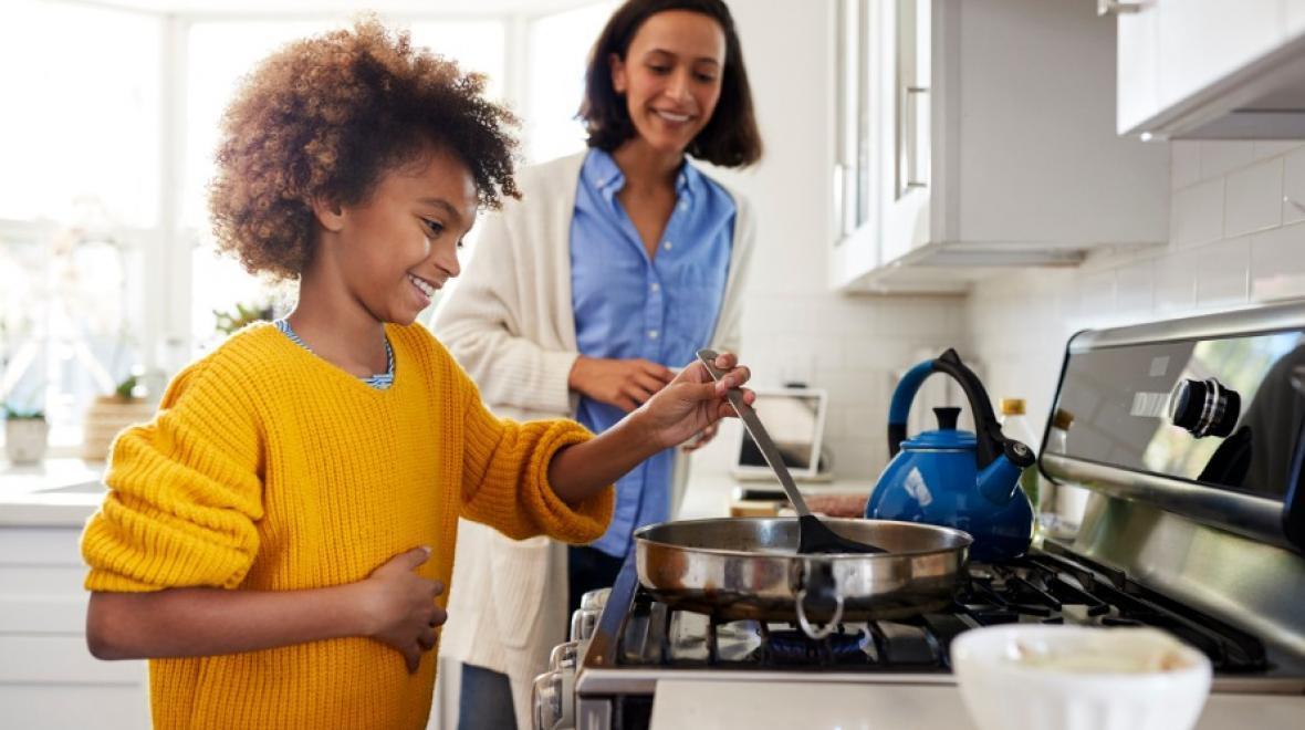 https://www.parentmap.com/sites/default/files/styles/1200x1200_scaled/public/2021-04/preteen-girl-standing-at-hob-in-the-kitchen-using-spatula-and-frying-picture-id1126172059%20%281%29.jpg?itok=cgJgDdGz