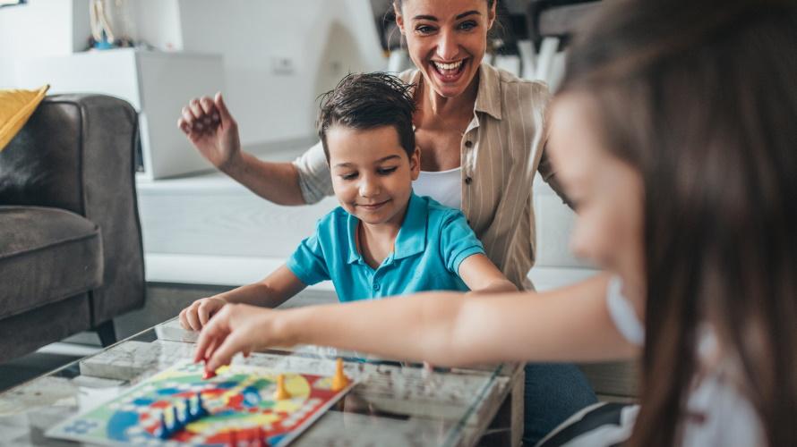 Best New and Classic Board and Card Games for Family Game Night | ParentMap