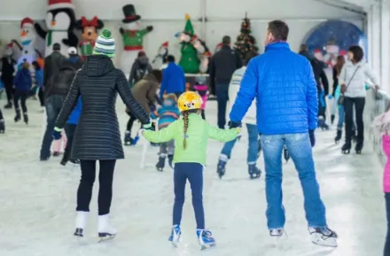 Seattle ice-skating this season includes Bellevue Downtown Ice Rink where families and kids ice skate